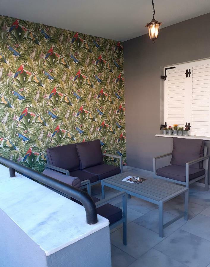 Glykanisos Suites Néa Péramos Exteriér fotografie